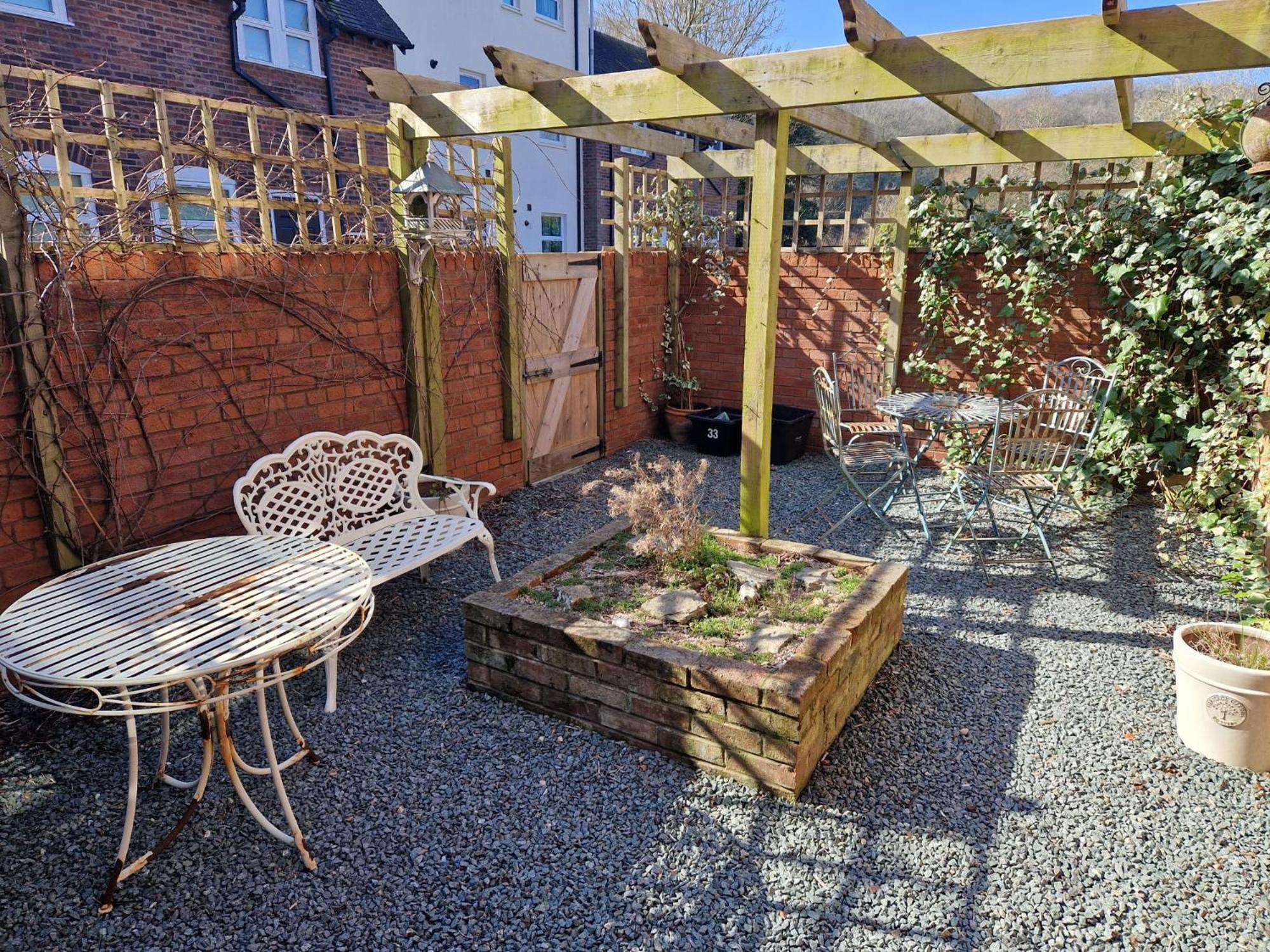 Ludlow - Linnet House - Well Presented Townhouse With Parking - Perfect Location For Exploring On Foot, Sleeps Up To 8 Guests - Hosted By Rentmyhouse Eksteriør billede